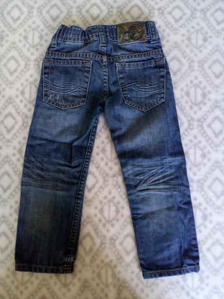 Tmavě modré džíny pro kluky, 92