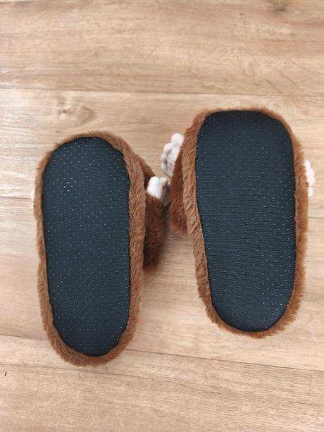 Bačkory gremlin, 34