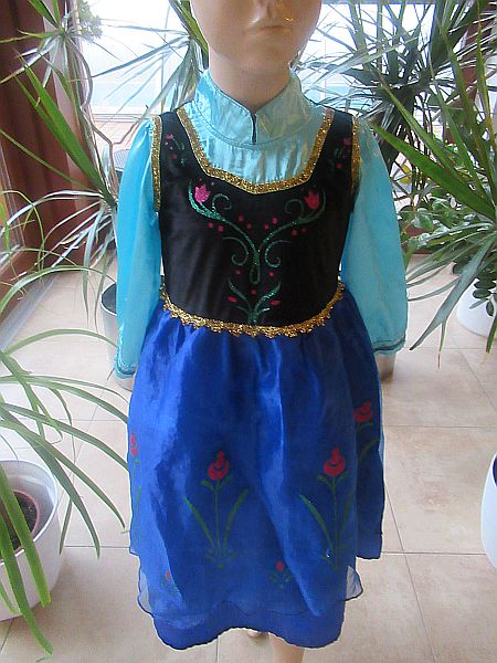 Karnevalový kostým,