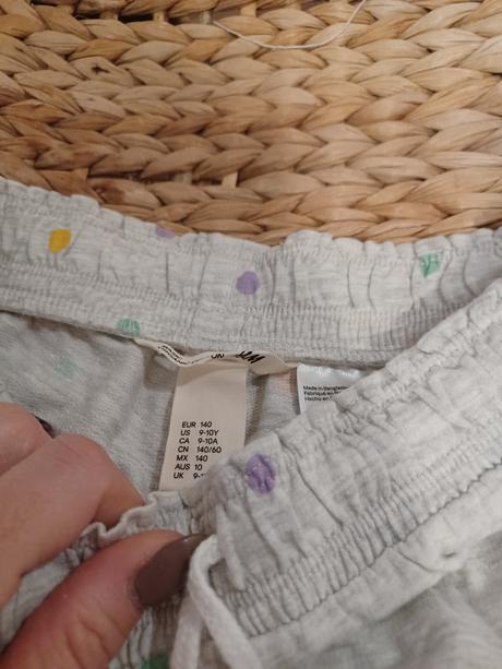 Puntíkaté šortky h&m 134/140, h&m,140