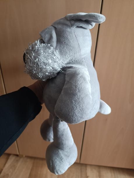 Plyšák šedý pes, 