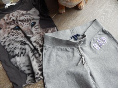 Šedé teplaky zn. gap, gap,140