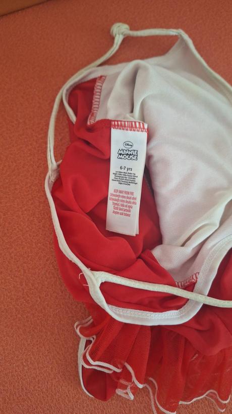 Plavky dívčí celkové vel 6-7let, disney,122