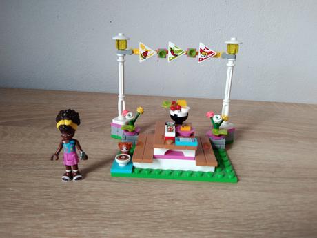 Lego friends 41701 pouliční trh s jídlem,