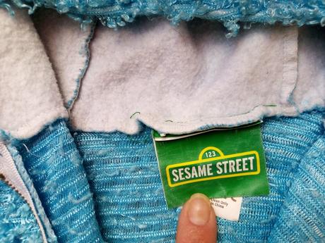 Overal zn."sesame street" vel."3-4roky", 104