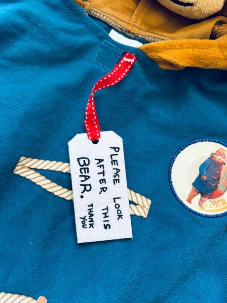 An20/ kostým paddington - v.5/6 let, 