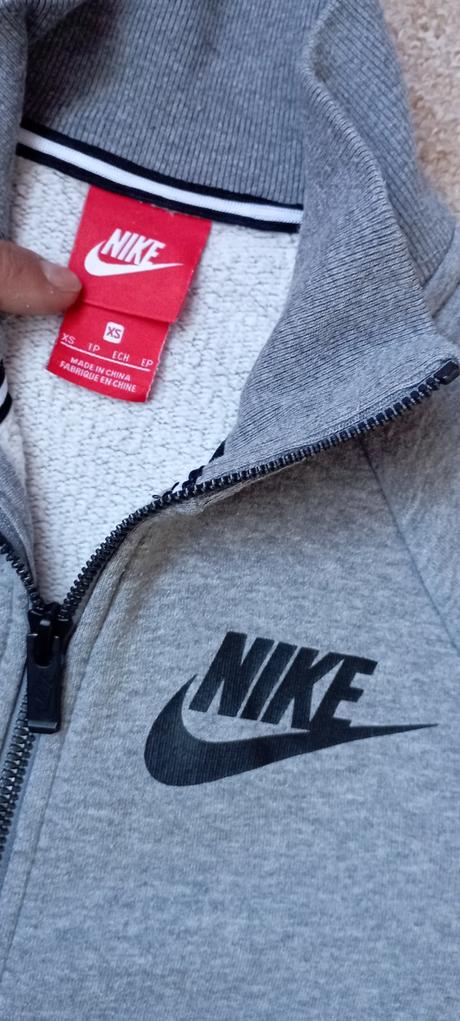 Delší mikina zn."nike" vel."xs" oblékne i větší ve, nike,xs