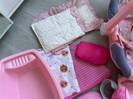 Zapf baby born autosedačka a další doplňky, 