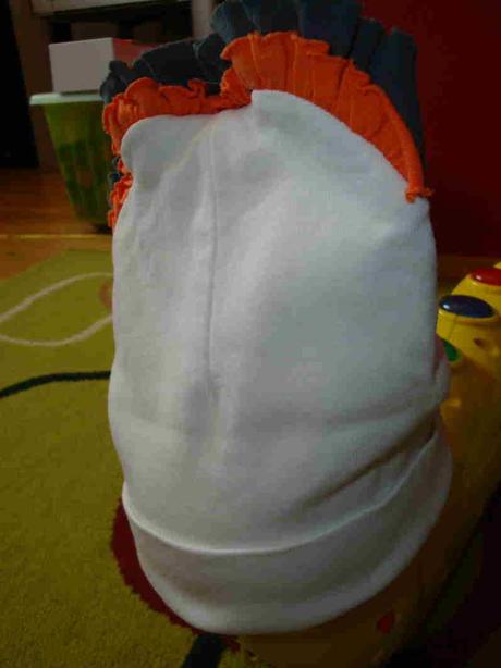 Bavlněná čepička kohoutek, 74