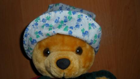 244 - klobouček, 86