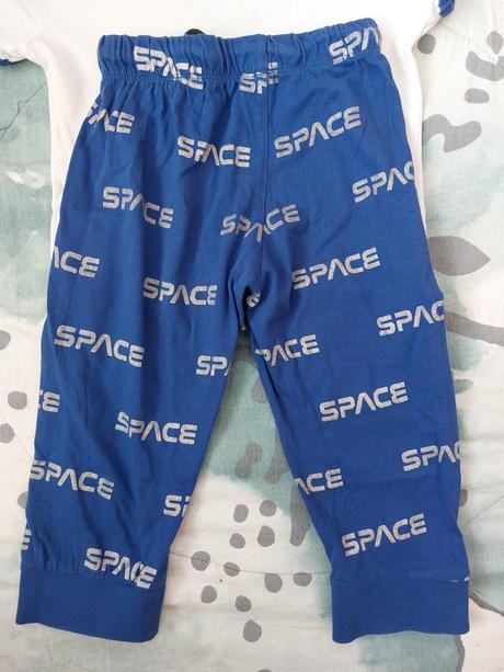 Pyžamo raketoplán, reserved,86