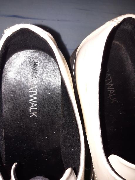 Dámské lakované polobotky + bílé plátěnky, vel. 38, 38