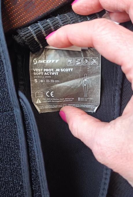 Dětský páteřák scott vel. s 140/155 cm, 