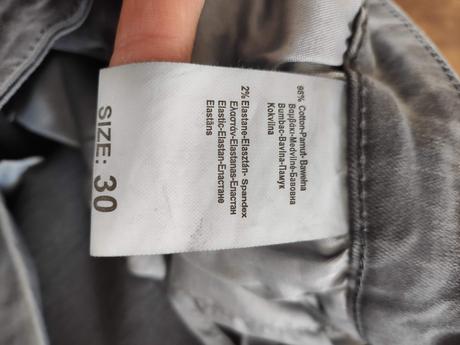 Dámské džíny, 42