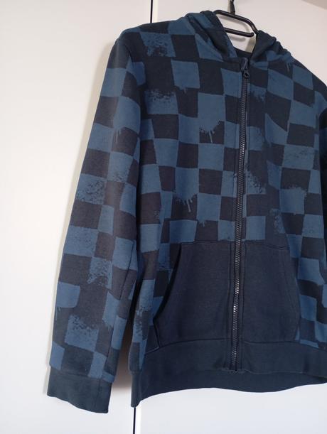 Modrá kostkovaná mikina s kapucí a kapsami, sinsay,146