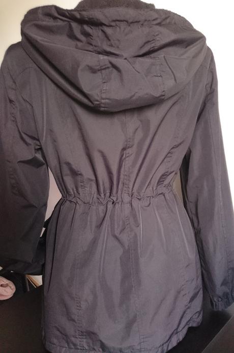 Vel. 158 černá podzimní bunda, 158