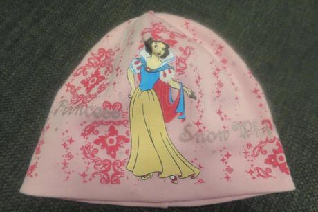 Čepička se sněhurkou, 92