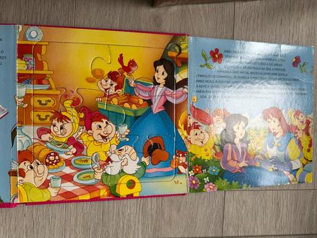 Kniha pohádka o sněhurce + puzzle,