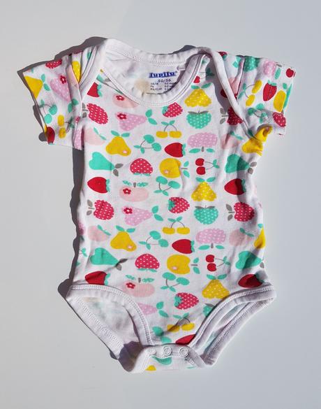 A21 2x dívčí body s krátkým rukávem ovoce v.50-56, lupilu,50