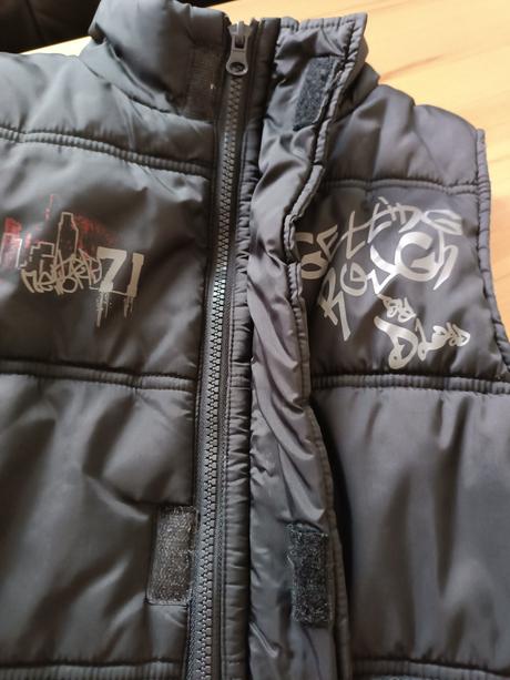 Prošívaná teplá vesta, c&a,140