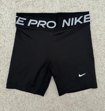 Kraťasy nike, vel. 134/146, nike,134