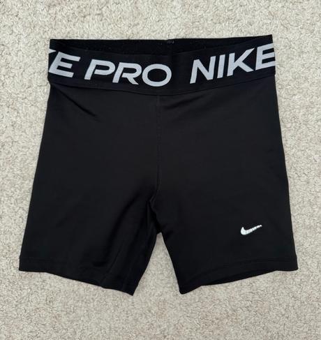 Kraťasy nike, vel. 134/146, nike,134