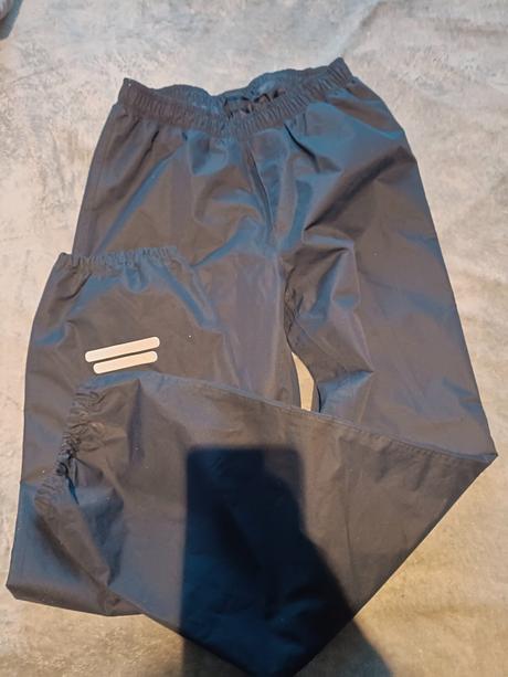 Šusťákové kalhoty, tchibo,146