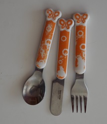 Set talířku a misky tescoma a tchibo + příbory,