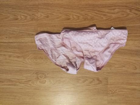 Dvoje kalhotky, vel. 128, f&f,128