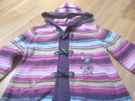 Proužkatý delší svetr vel. 2-3, 98