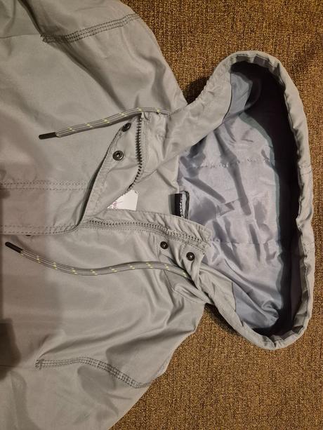 Dámská lehká bunda jean pascal vel.38, 38