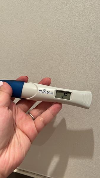 Výsledek těhotenského testu Clearblue. Mám tomu věřit?