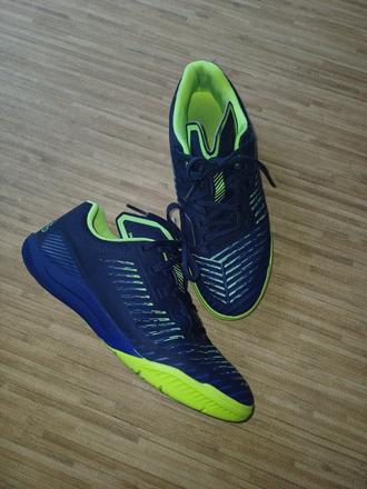 Kopačky sálovky decathlon vel.39 stélka 24,5cm tém, decathlon,39