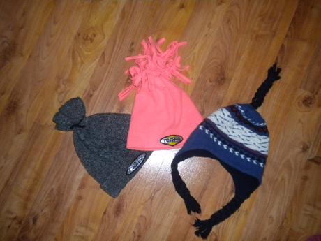 Teplé zimní čepice, 140