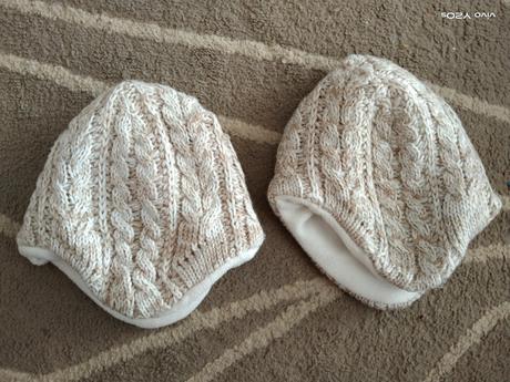 2 zimní čepice, 86