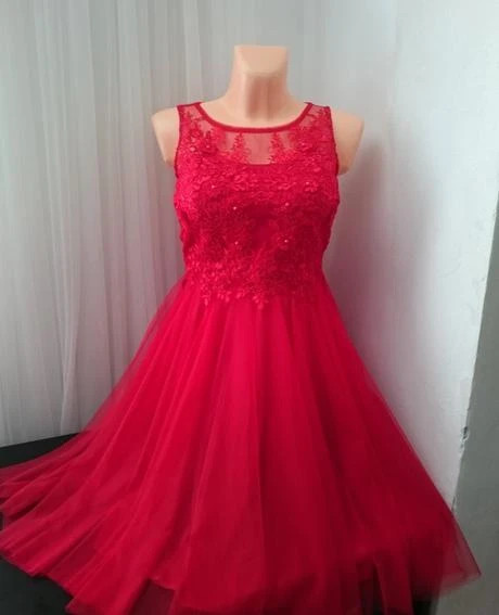 Vel. 36 červené společenské šaty, s