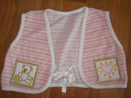 Růžová vestička, 80