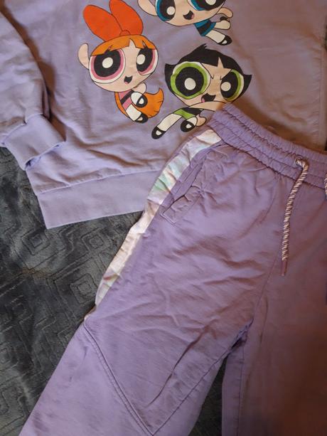 Tepláková souprava, 146