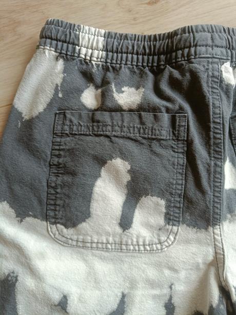 Kraťasy, velikost 28, sinsay,28