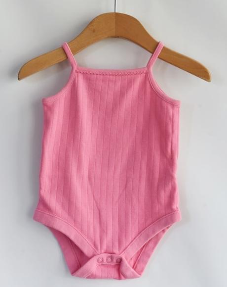 Tílko vel. 9 - 12 m, f&f,80