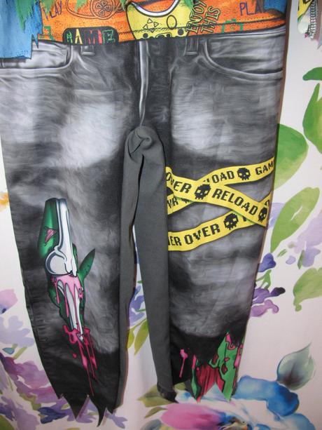 Karnevalový kostým-overal hráčské monstrum apod.,