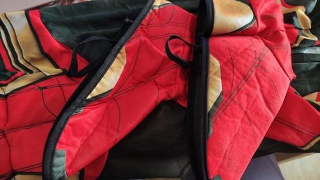 Kostým spiderman od marvela vel.134/140,