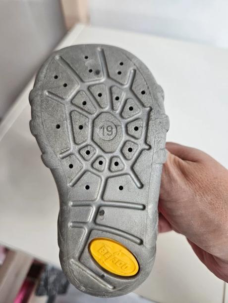 Bačkůrky, vel. 19 (stélka 12 cm), befado,19