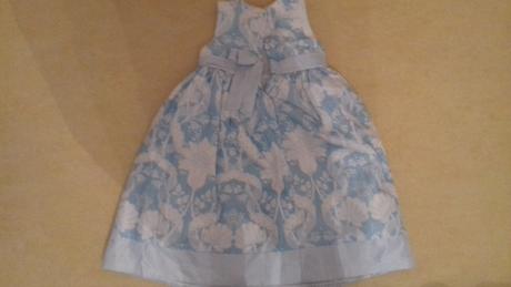 Kvalitní šatičky věk. 116, 116