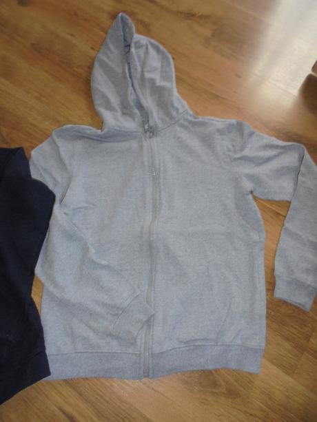 Dvě mikiny zn. sinsay, vel. 164, obě nošené a pran, sinsay,164