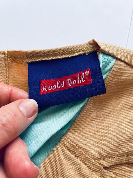 P1/ kostym roald dahl matilda/ - v.cca 11/12 let,