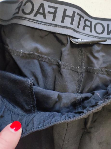 Šusťákové kalhoty the north face vel. 152-158, 152