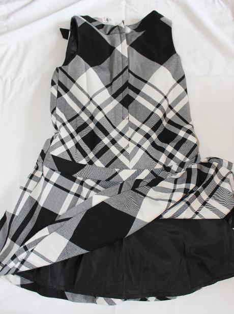 Op617. společenské šaty 6-7 let, h&m,122