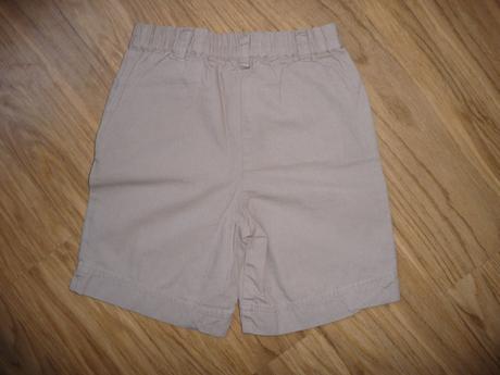 Kraťasy matalan na 12-18m-vel.86, 86