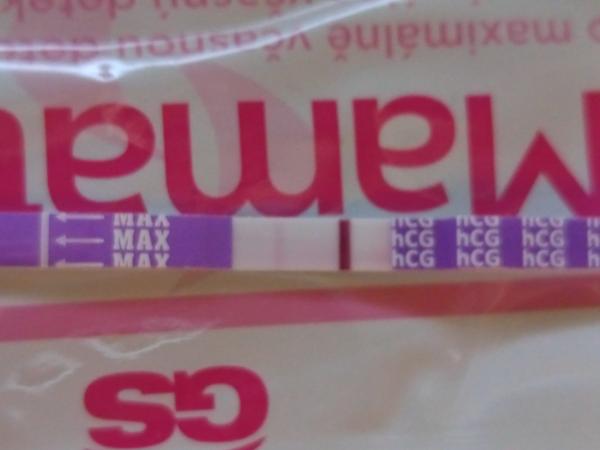 Proč mám pozitivní i negativní test na těhotenství?